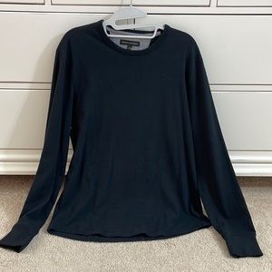 Banana republic men soft crew neck long sleeves tee